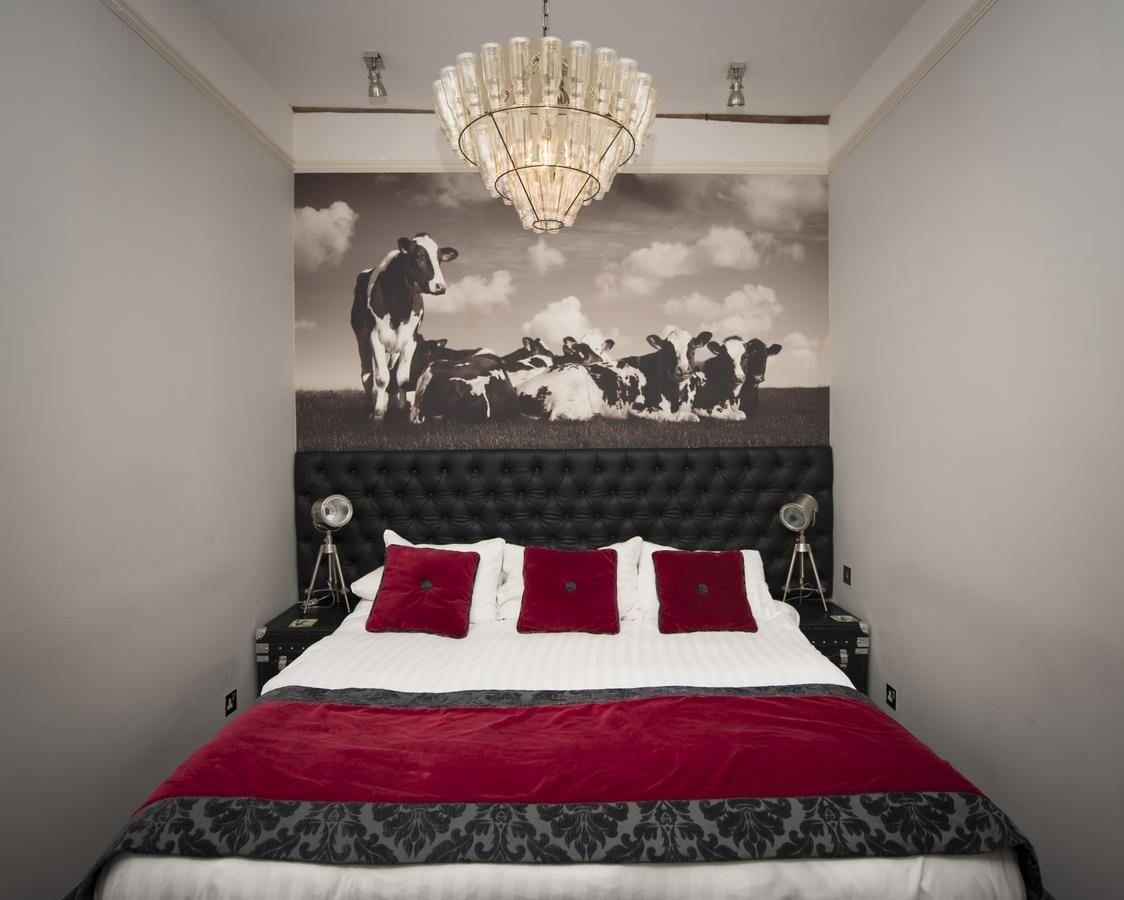 The Bull Inn Милденхолл Экстерьер фото